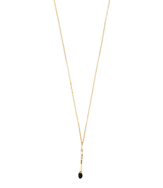 Collier A casual Match