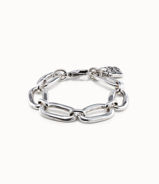 Oval link chain bracelet