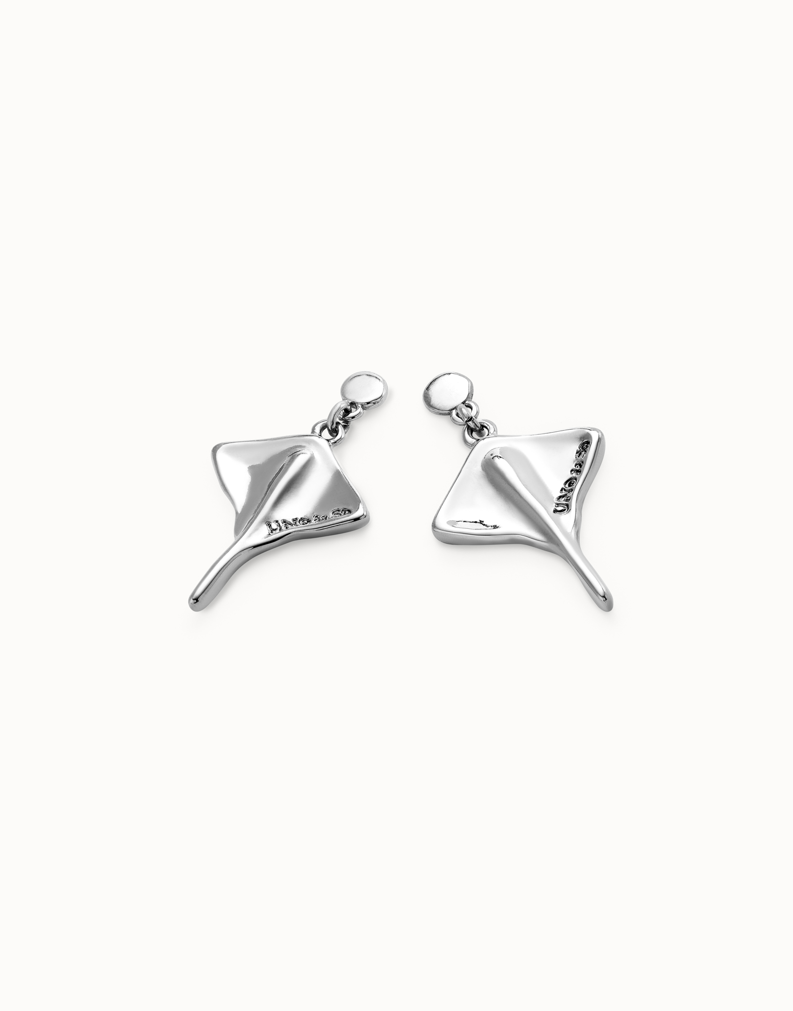 Manta ray-shaped drop earrings, Silver, large thumbnail