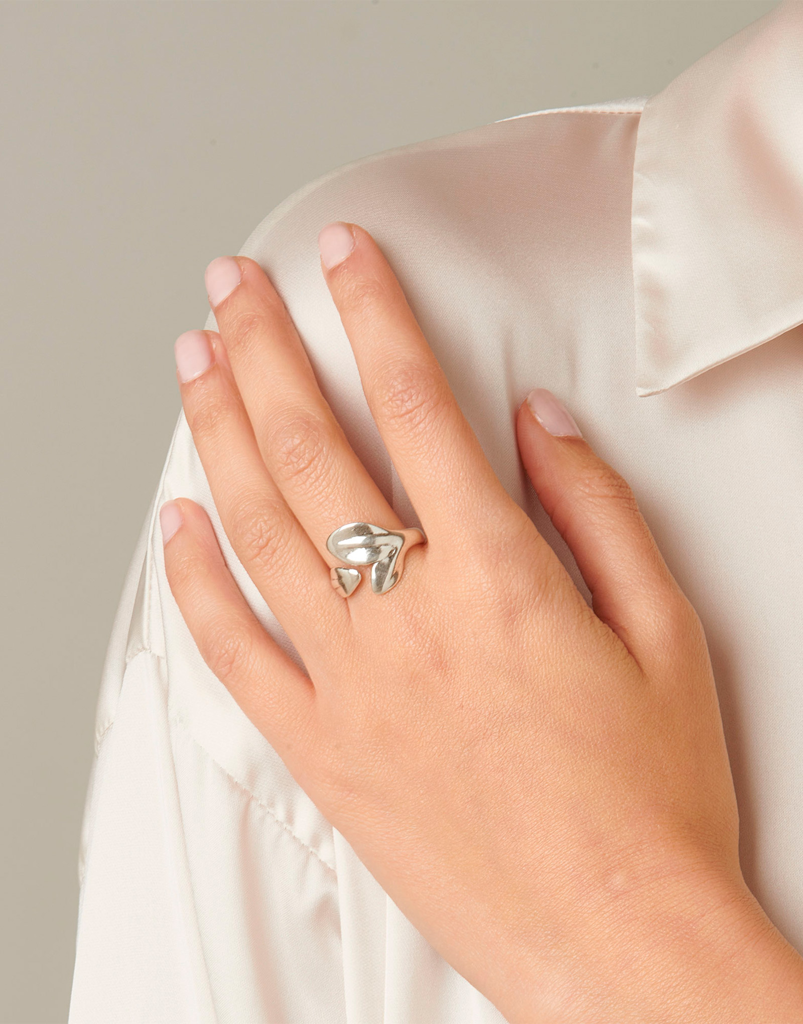 Leaf shape open ring, Silver, large thumbnail