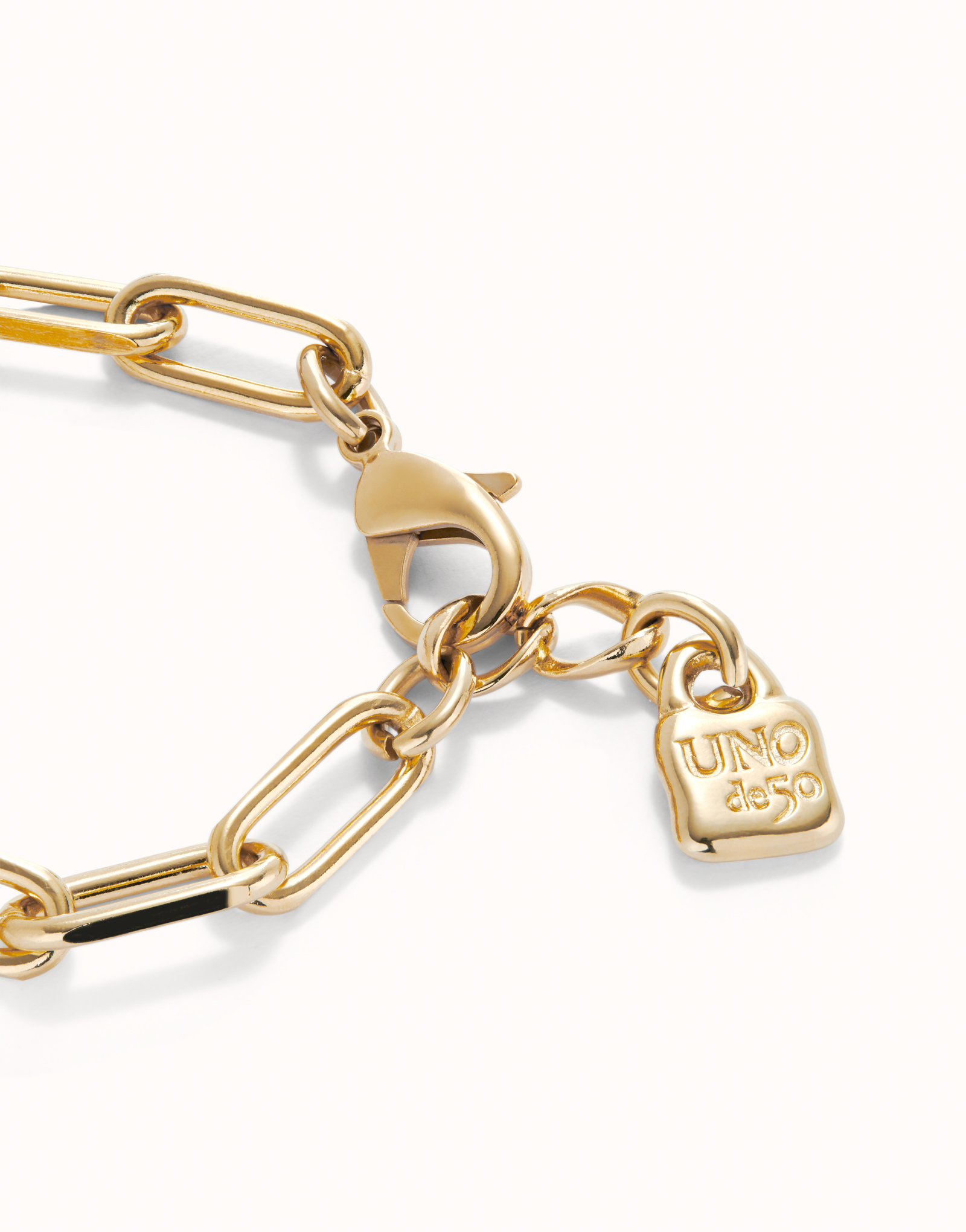 Paper clip link bracelet with padlock, Golden, large thumbnail