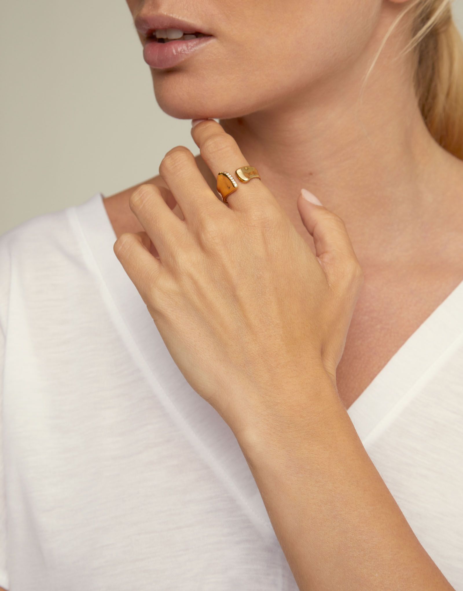 Ring with topaz, Golden, large thumbnail