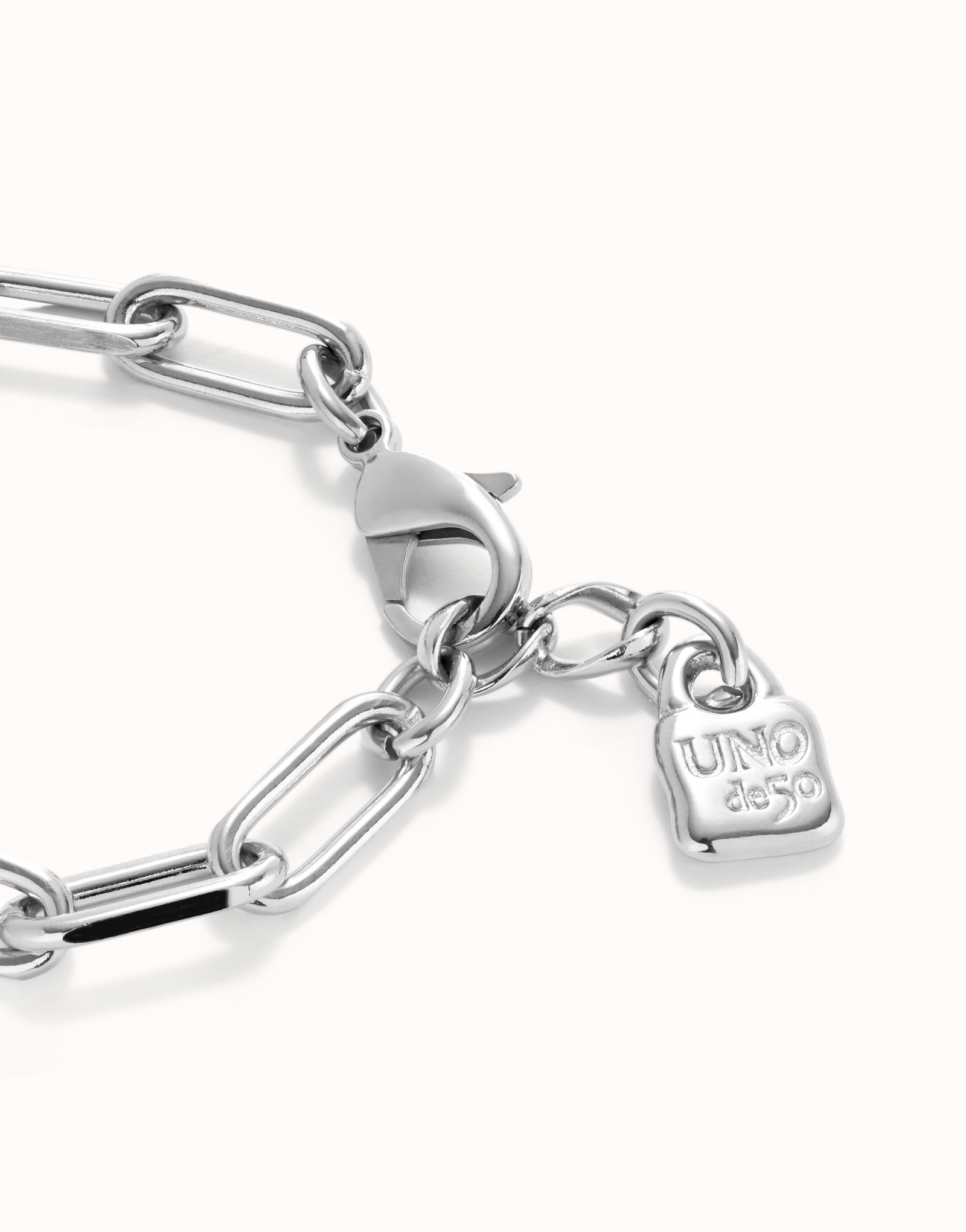 Paper clip link bracelet with padlock, Silver, large thumbnail