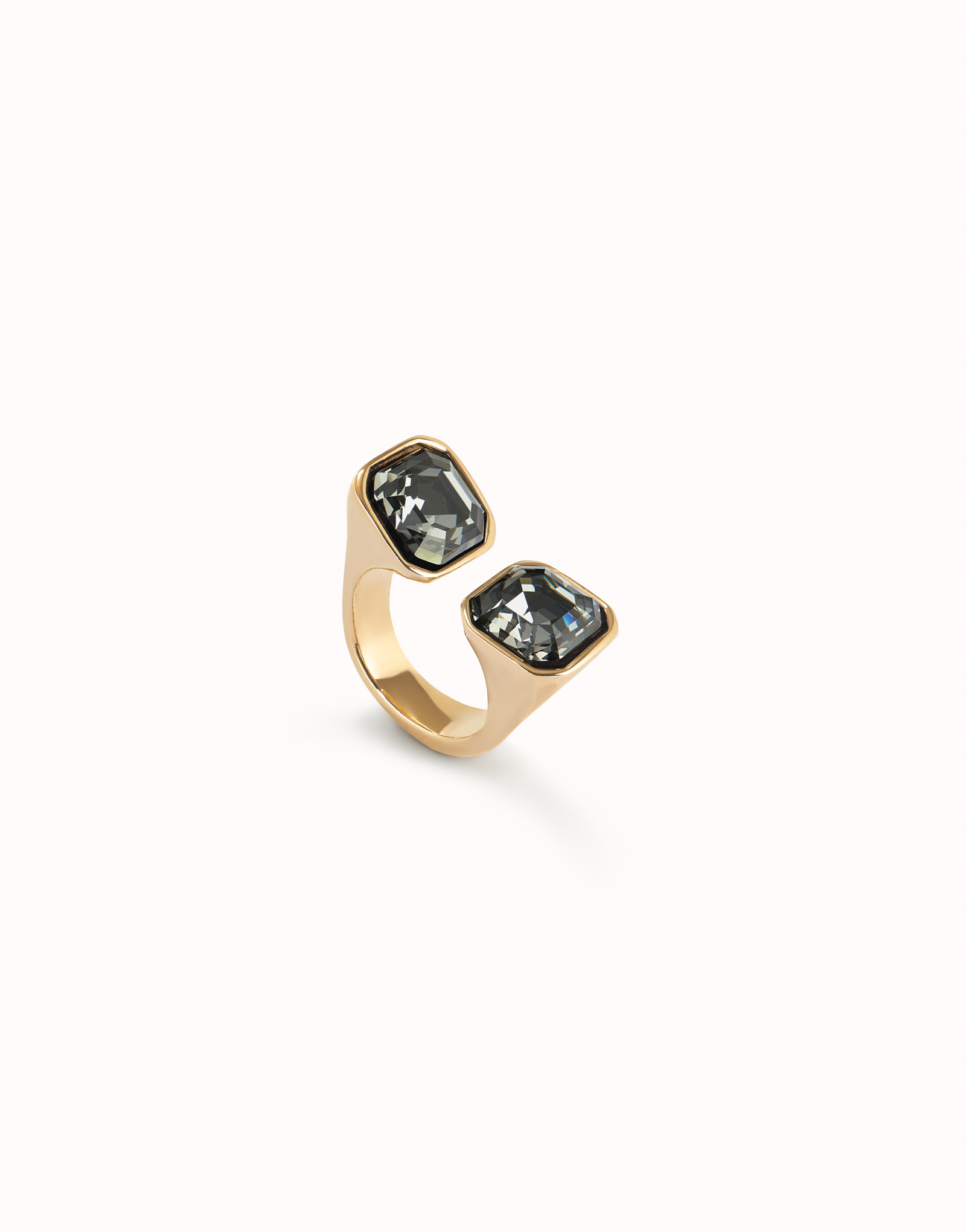 Ring with black crystal, Golden, large thumbnail