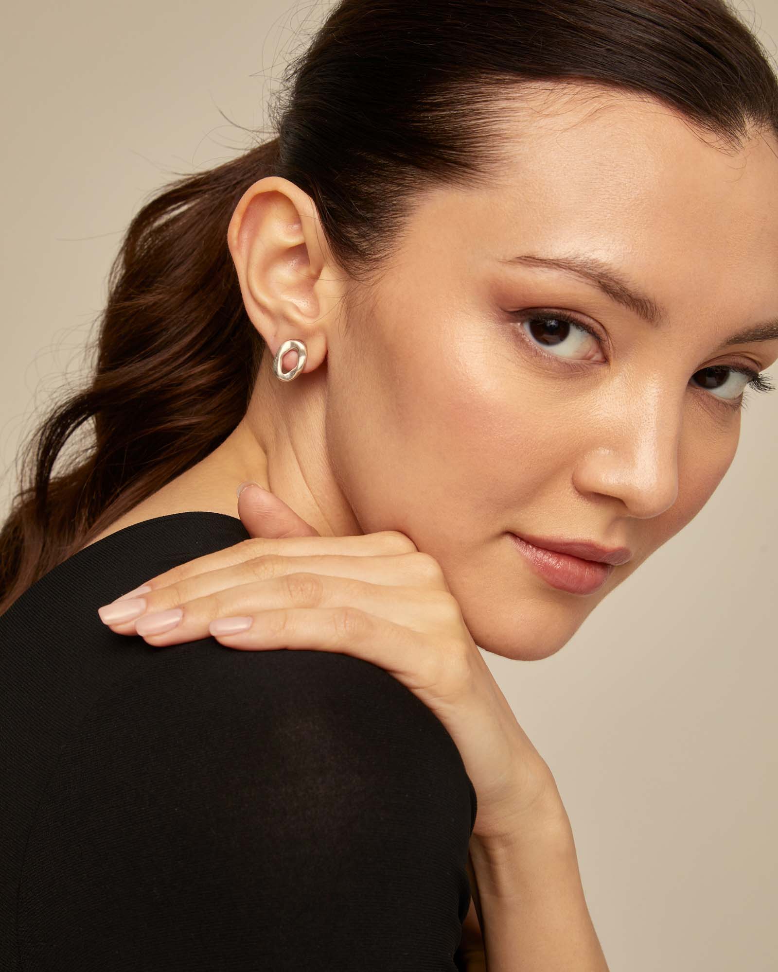 Oval link shape stud earrings, Silver, large thumbnail