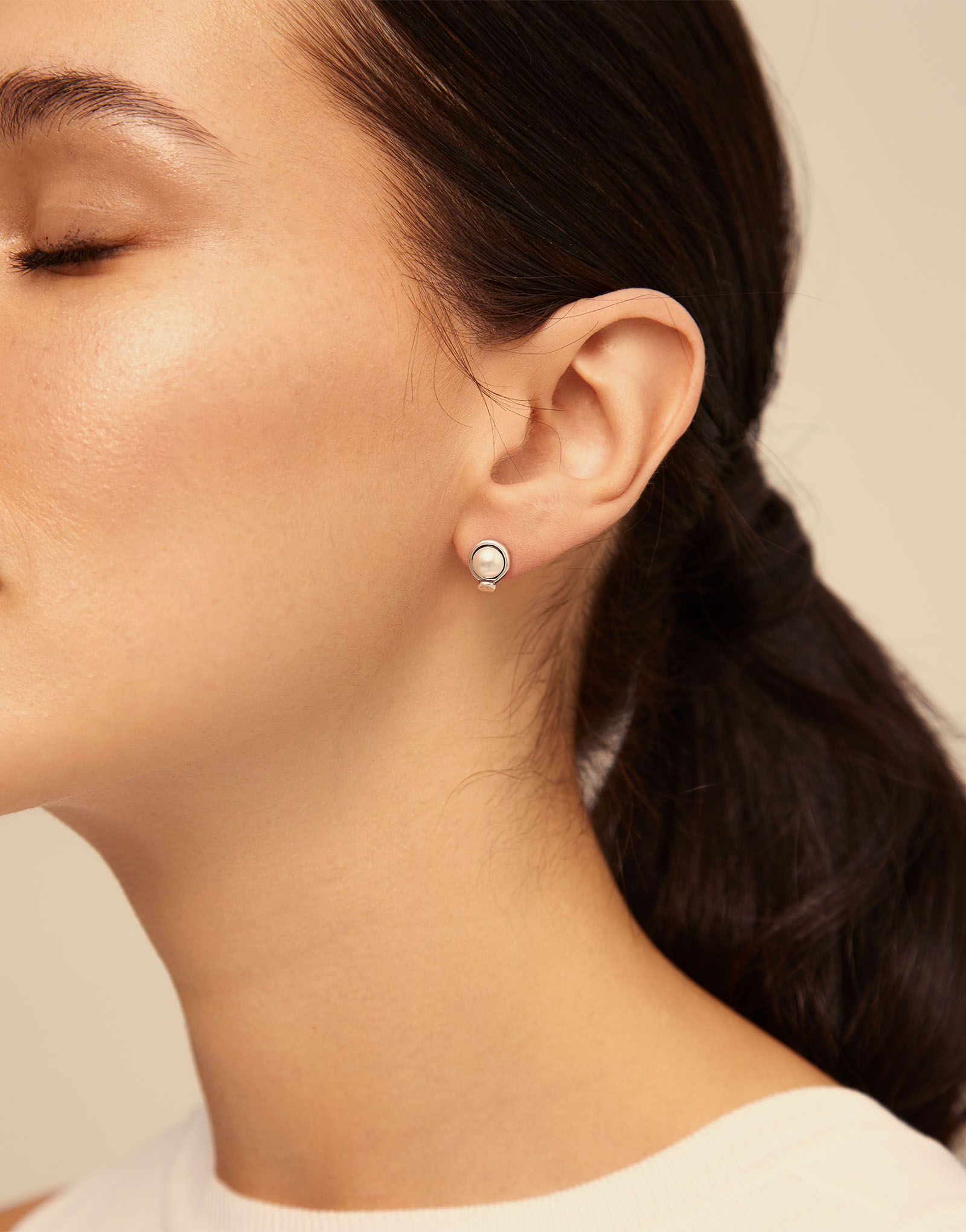 Single Stud Earring With Pearl, Silver, large thumbnail