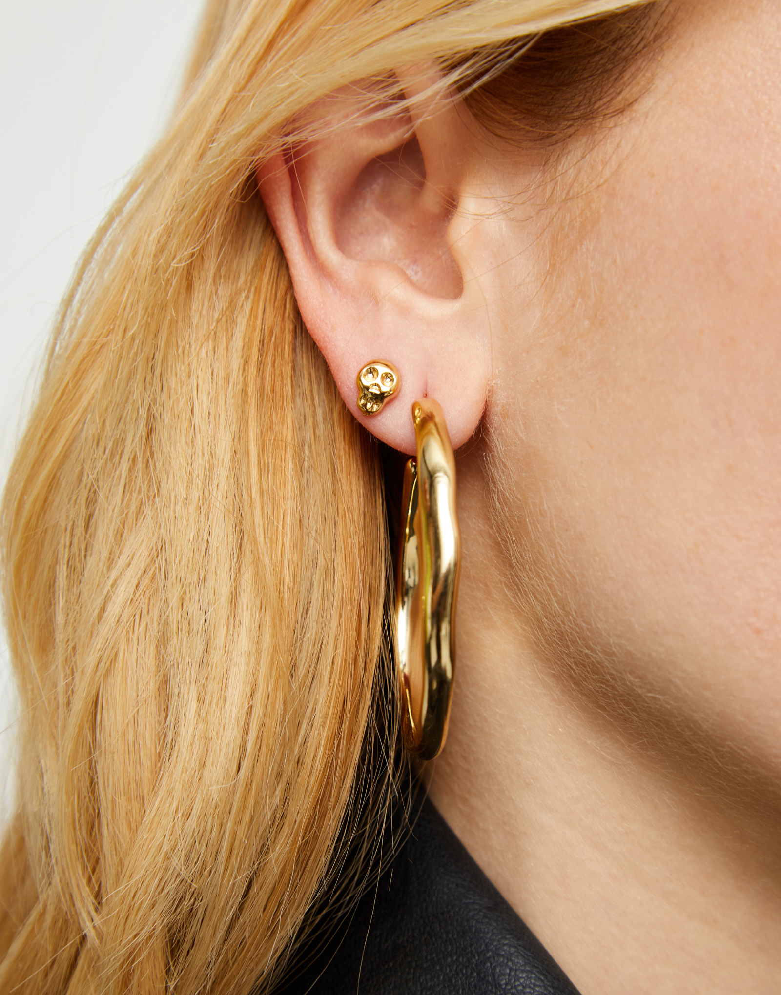 Piercing plaqué or en forme de crâne, Or, large thumbnail