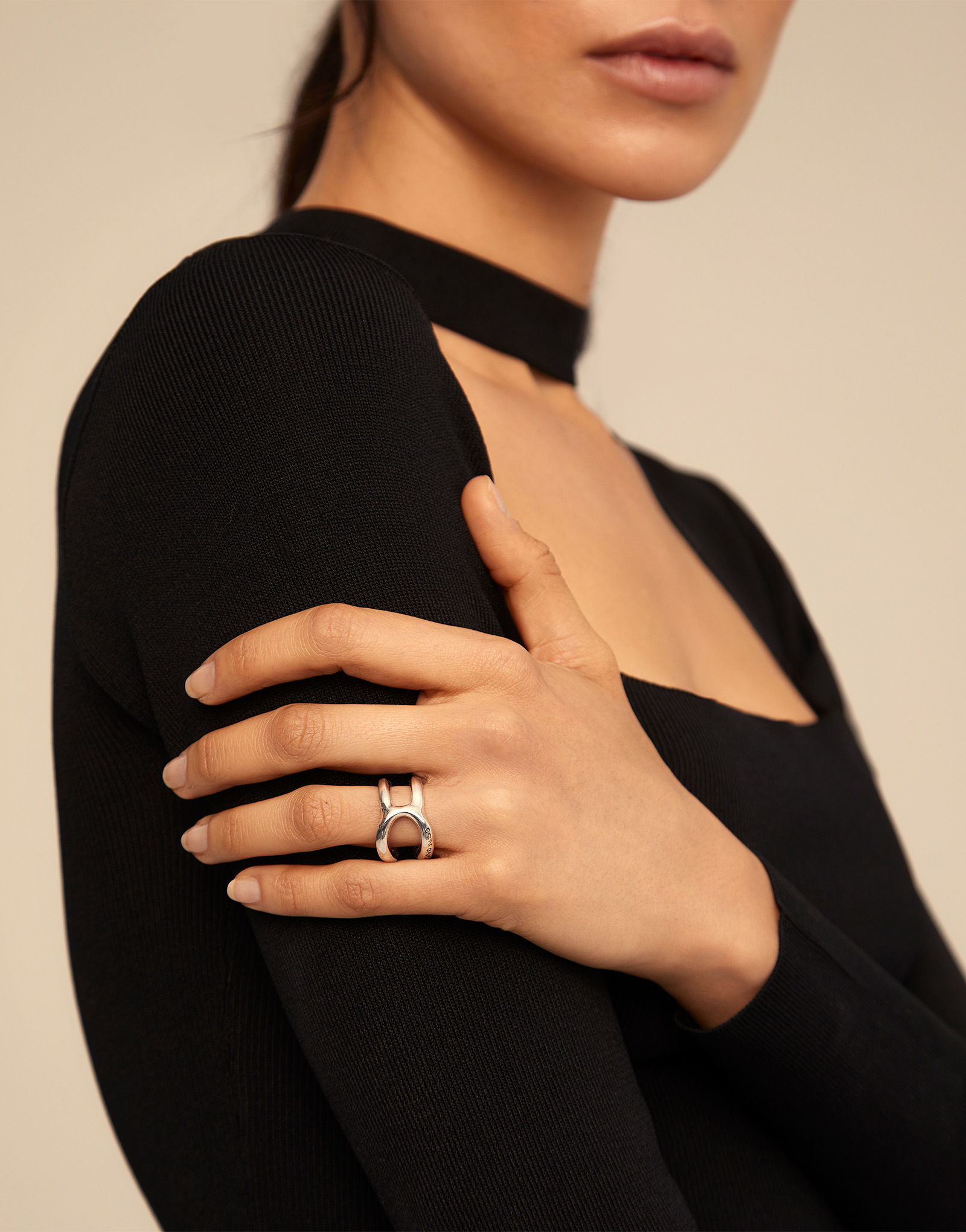 Double curved ring, Silver, large thumbnail