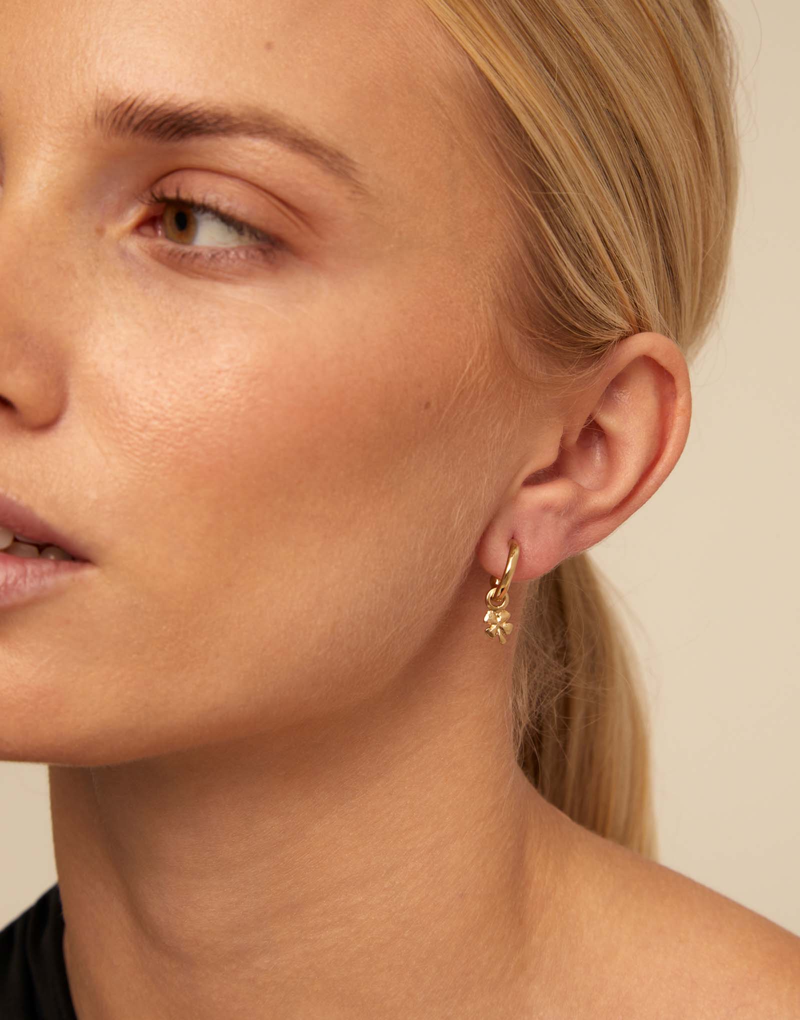 Single Hoop Earring, Golden, large thumbnail