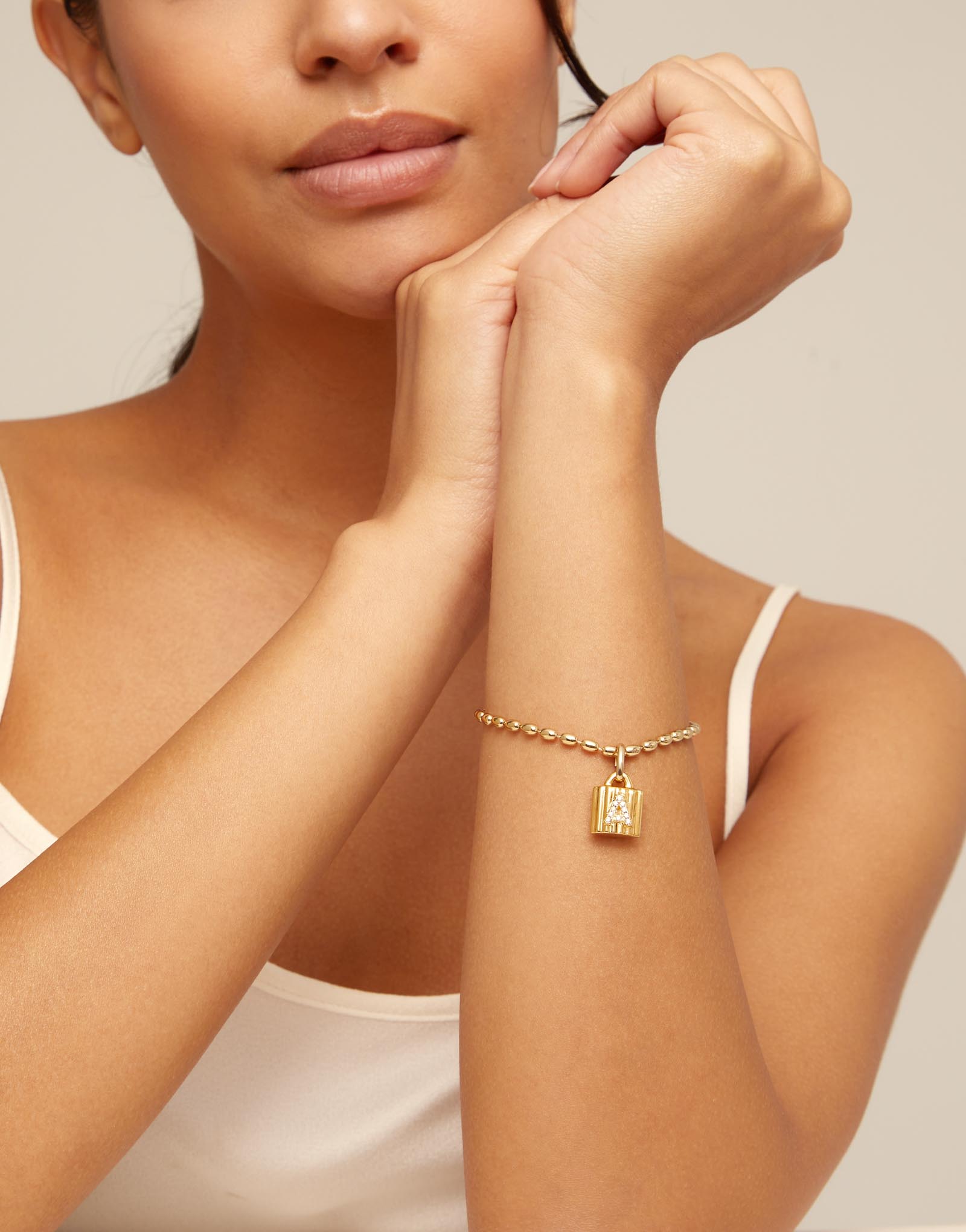 Oval link chain charm bracelet, Golden, large thumbnail