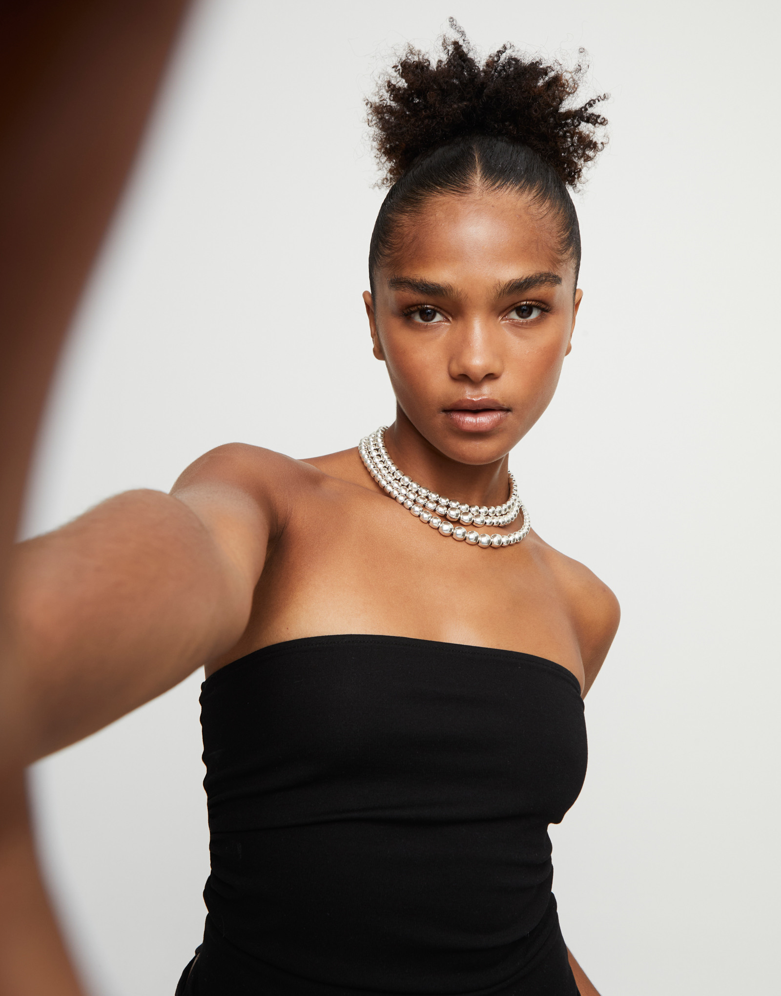 Three strand short beaded necklace, Silver, large thumbnail