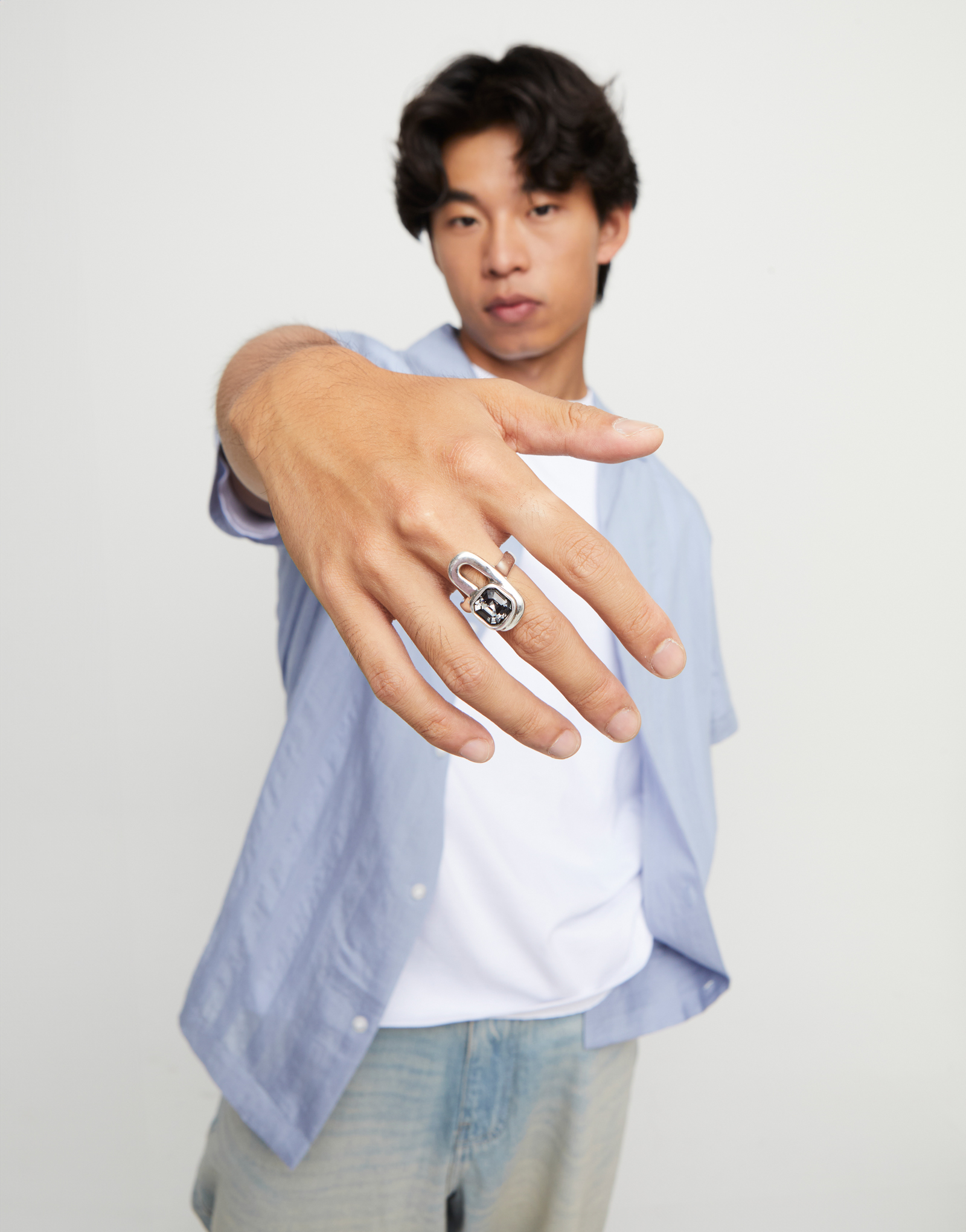 Ring with black crystal, Silver, large thumbnail