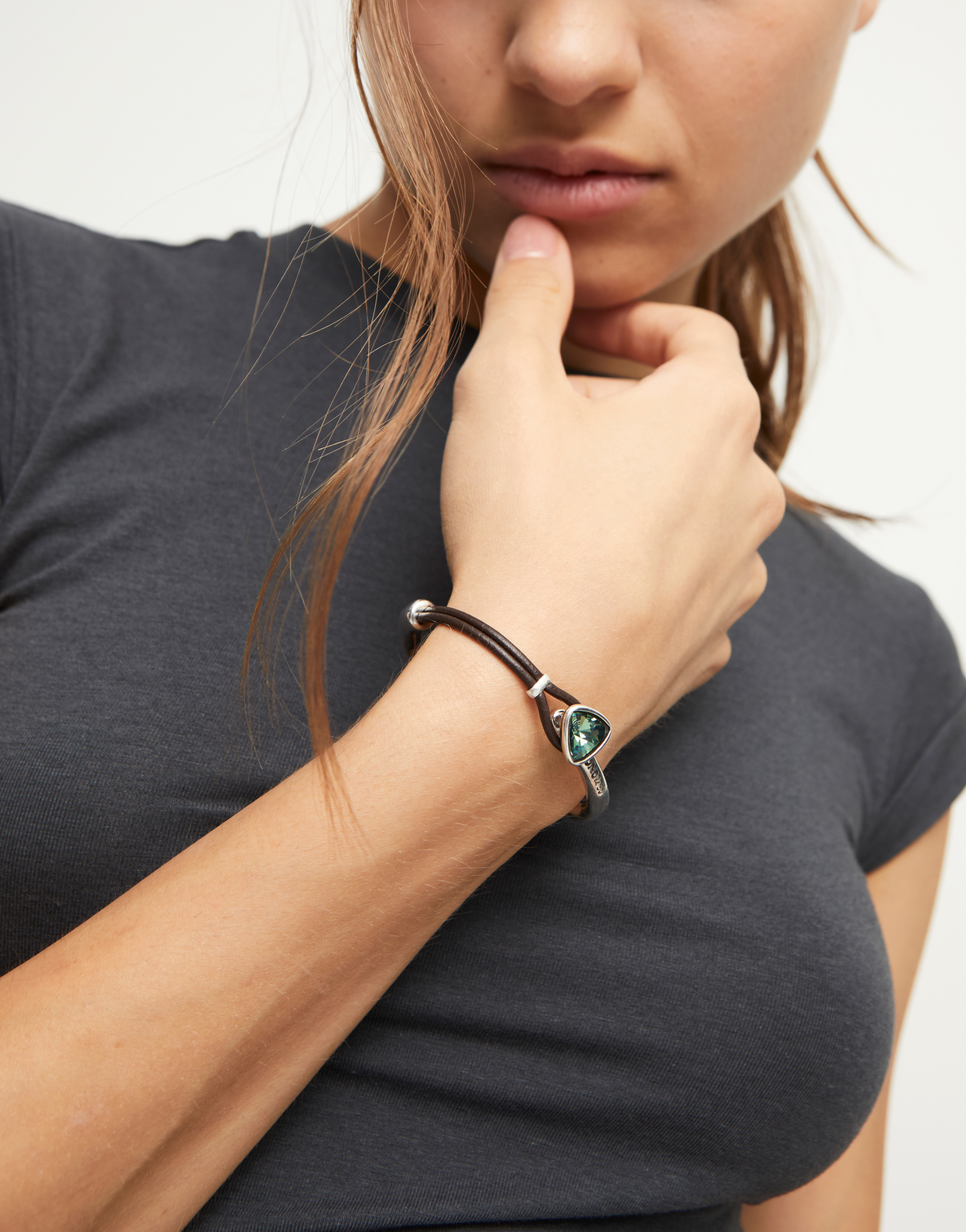 Bangle bracelet with leather and green crystal, Silver, large thumbnail