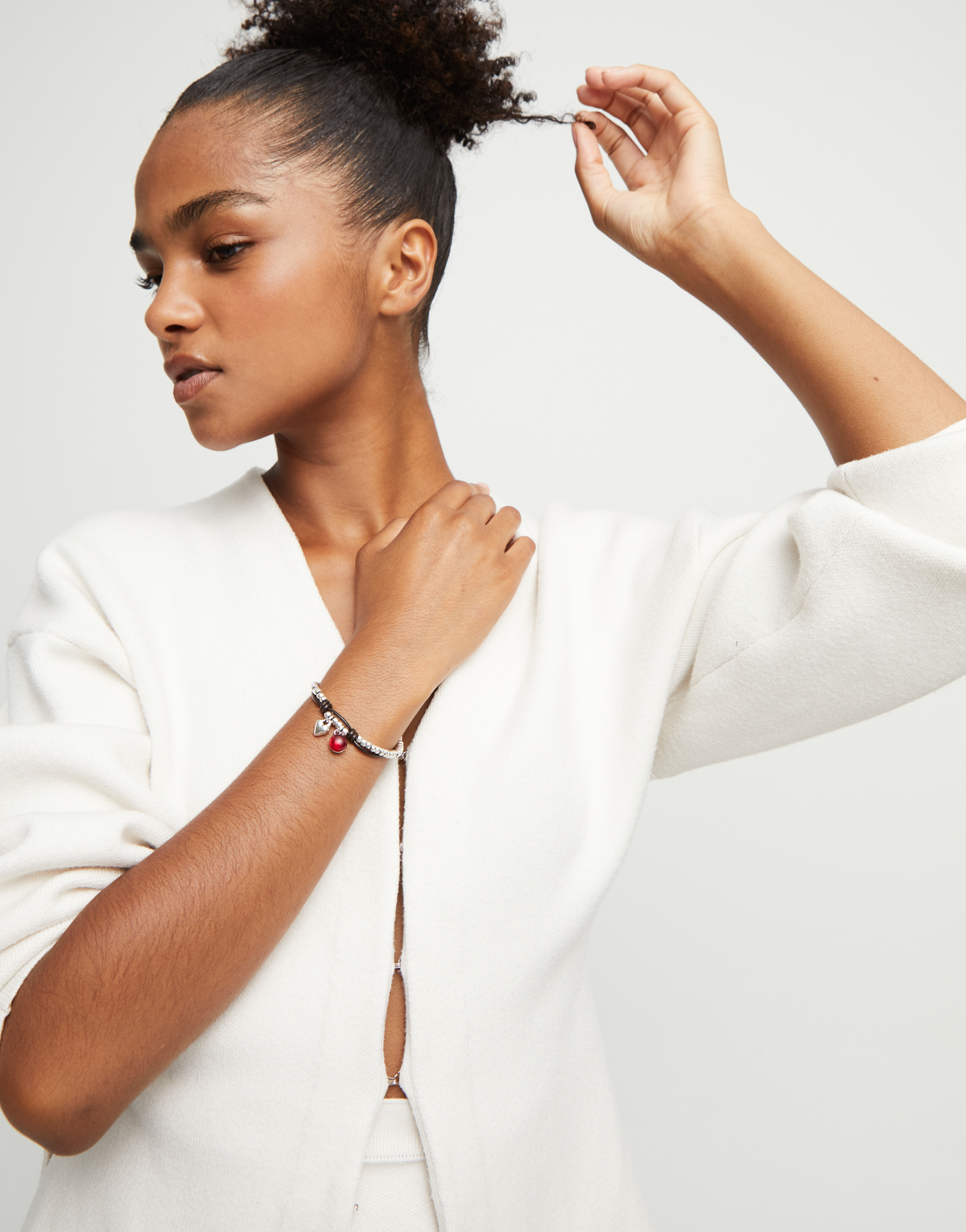 Bracciale a sfere placcate argento Sterling con cuore e cristallo di Murano rosso, Argent, large thumbnail