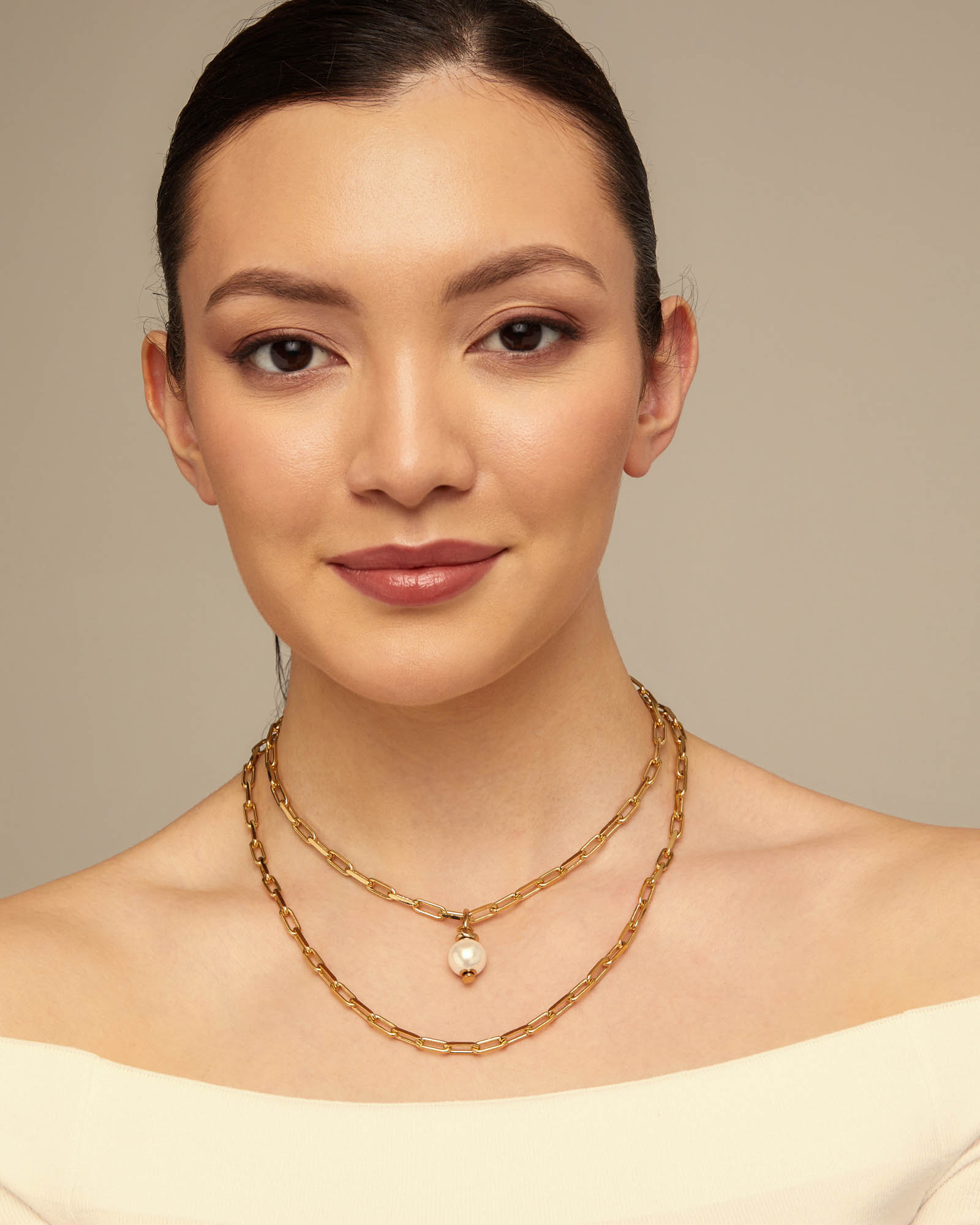 Long link chain charm necklace, Golden, large thumbnail