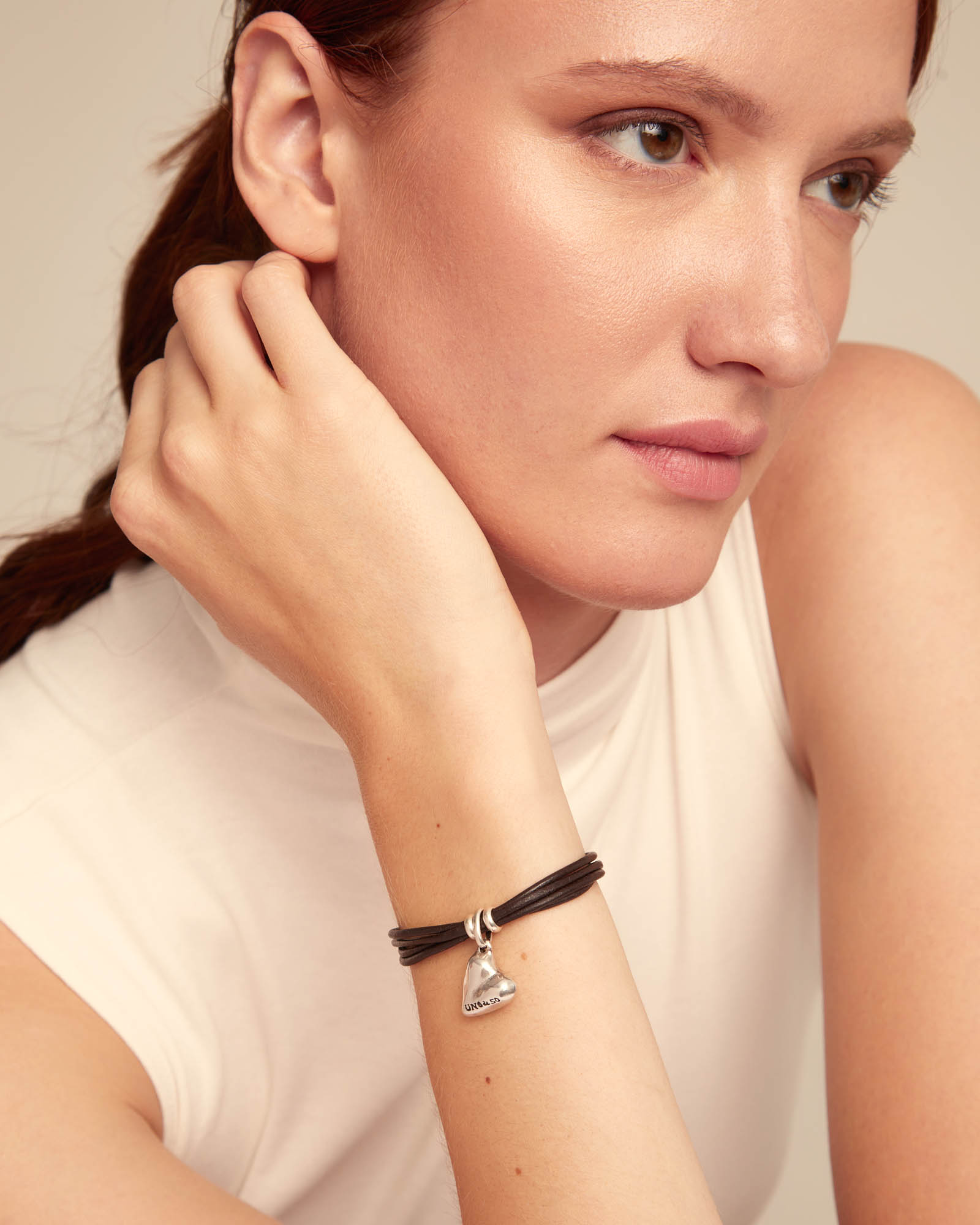 Leather bracelet with a heart charm, Silver, large thumbnail