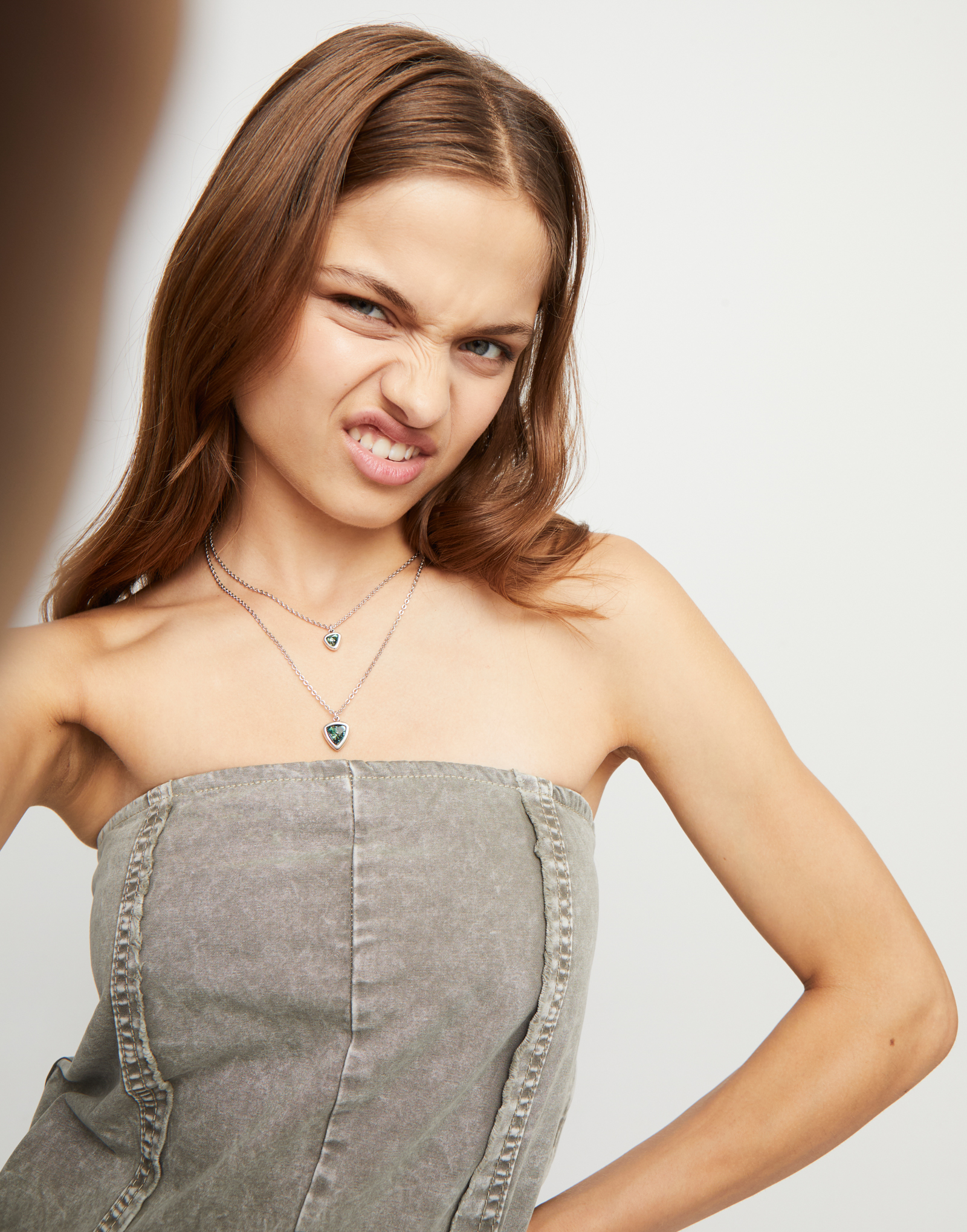 Multi-layer pendant link chain necklace with green crystal, Silver, large thumbnail