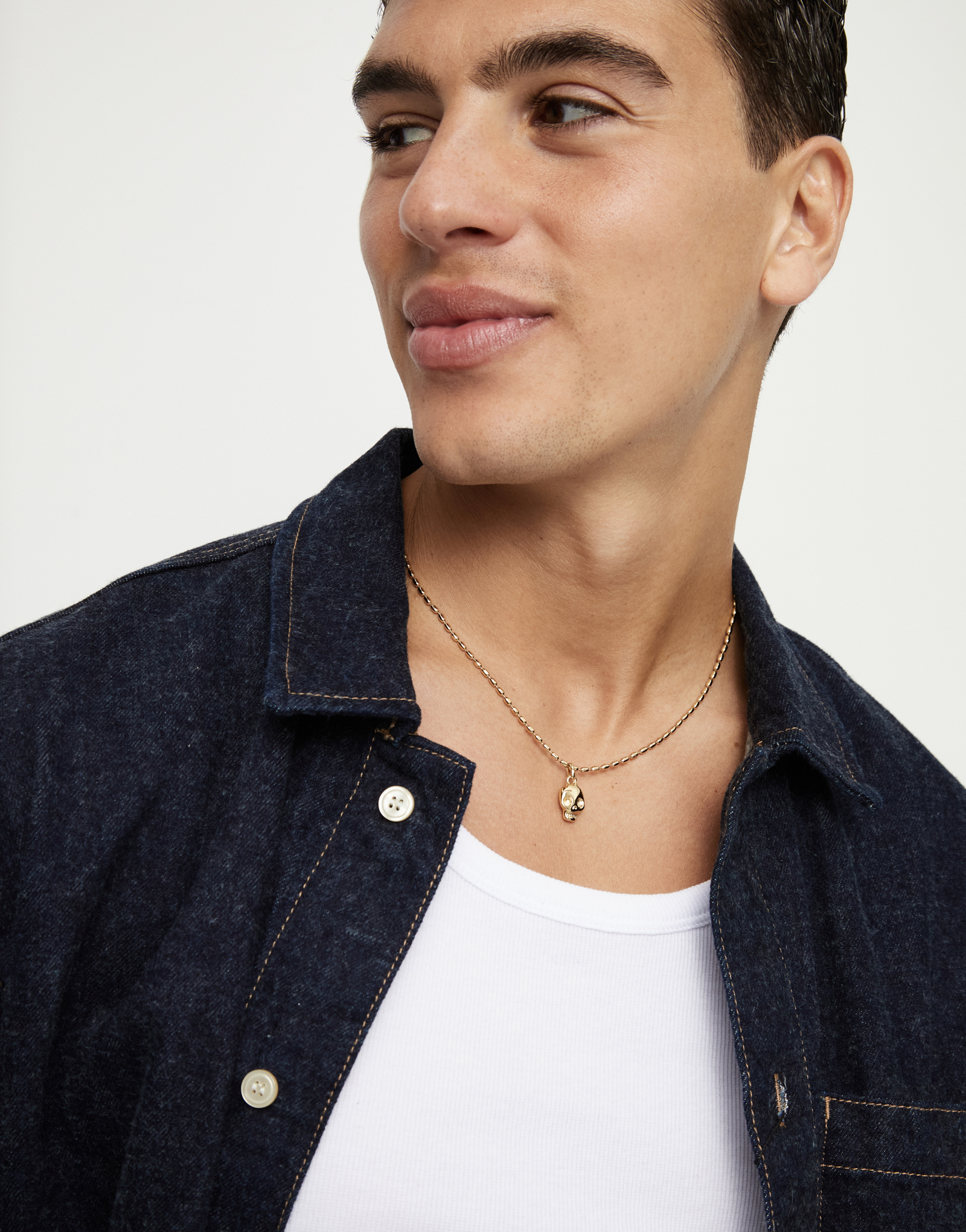 Skull shaped charm, Golden, large thumbnail